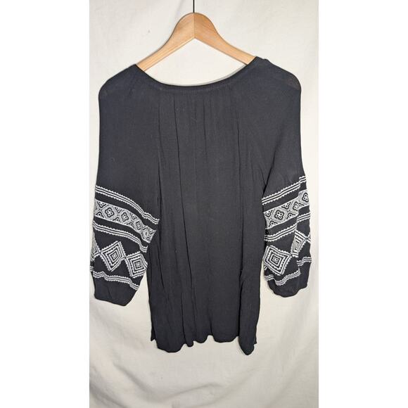 The Pioneer Woman Embroidered Peasant Tunic Sz M 3/4 Puff Sleeve Boho Black - Picture 3 of 6